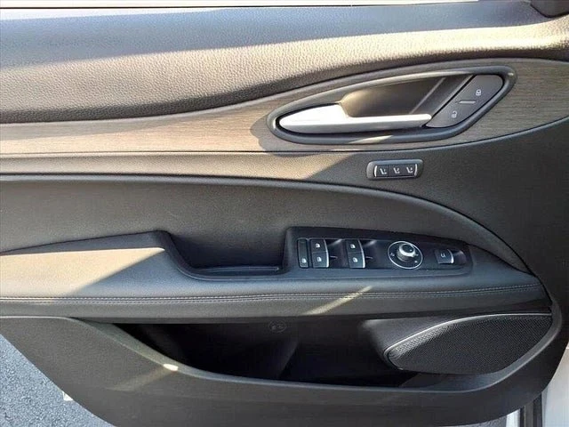 2022 Alfa Romeo Stelvio - Image 11 of 20
