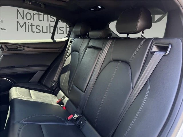 2022 Alfa Romeo Stelvio - Image 15 of 20