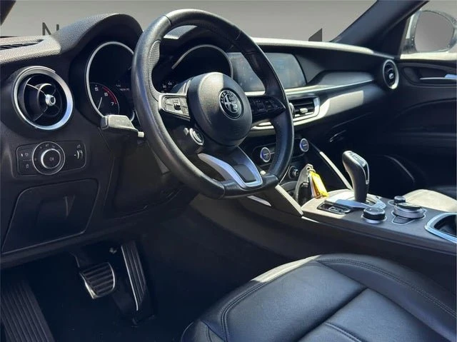 2022 Alfa Romeo Stelvio - Image 7 of 20