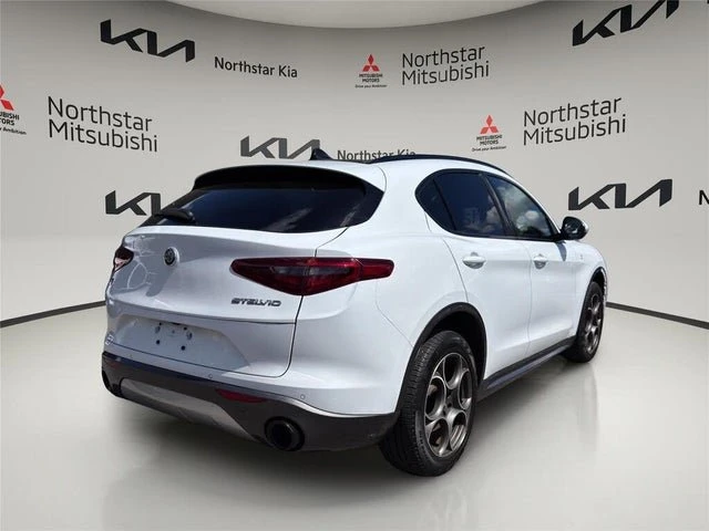 2022 Alfa Romeo Stelvio - Image 4 of 20