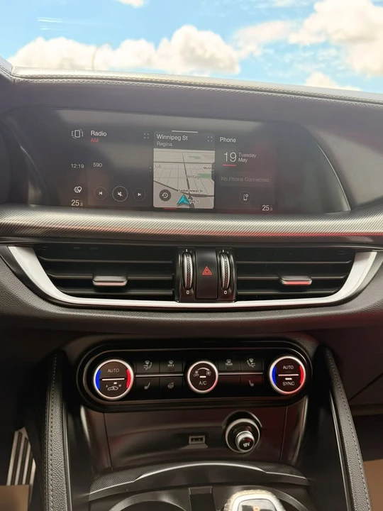 2022 Alfa Romeo Stelvio - Image 13 of 20