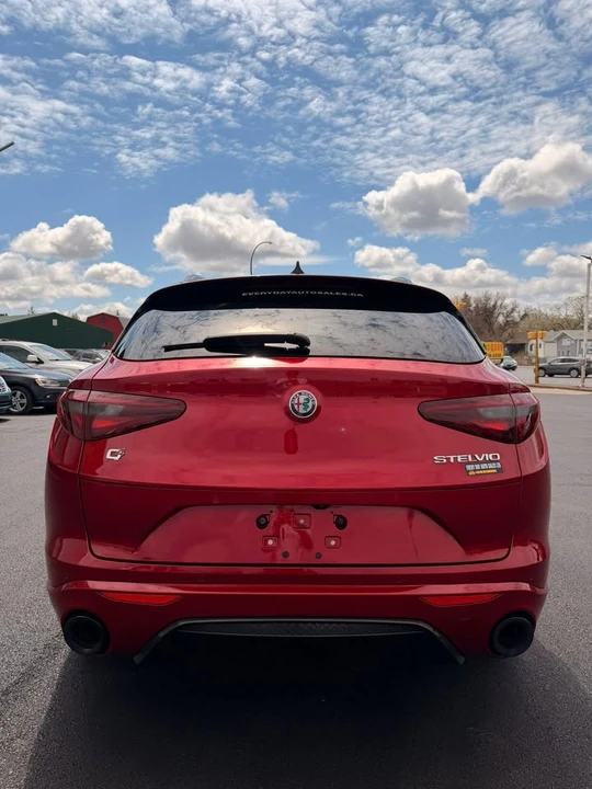 2022 Alfa Romeo Stelvio - Image 7 of 20