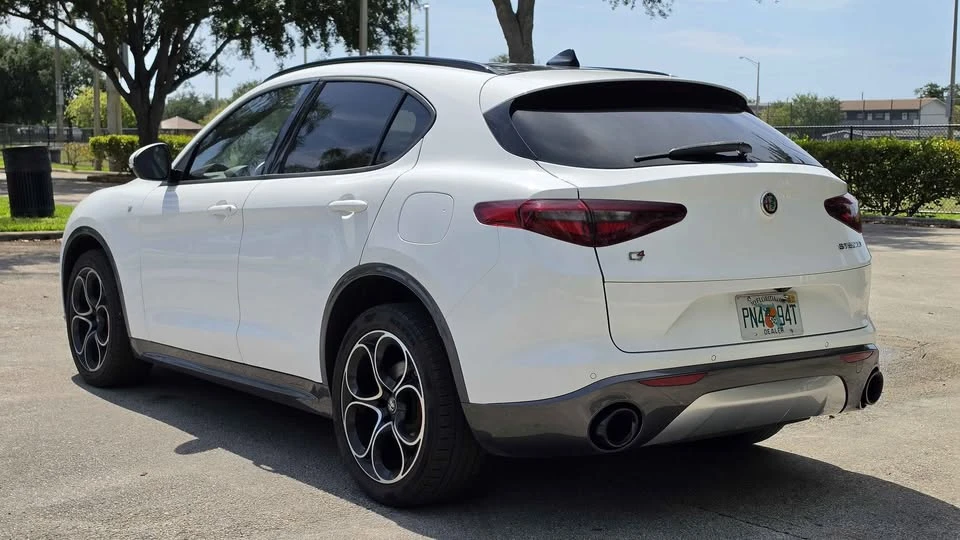 2022 Alfa Romeo Stelvio - Image 6 of 13