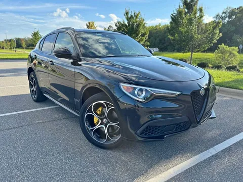 2022 Alfa Romeo Stelvio Ti Lusso Sport Utility 4D