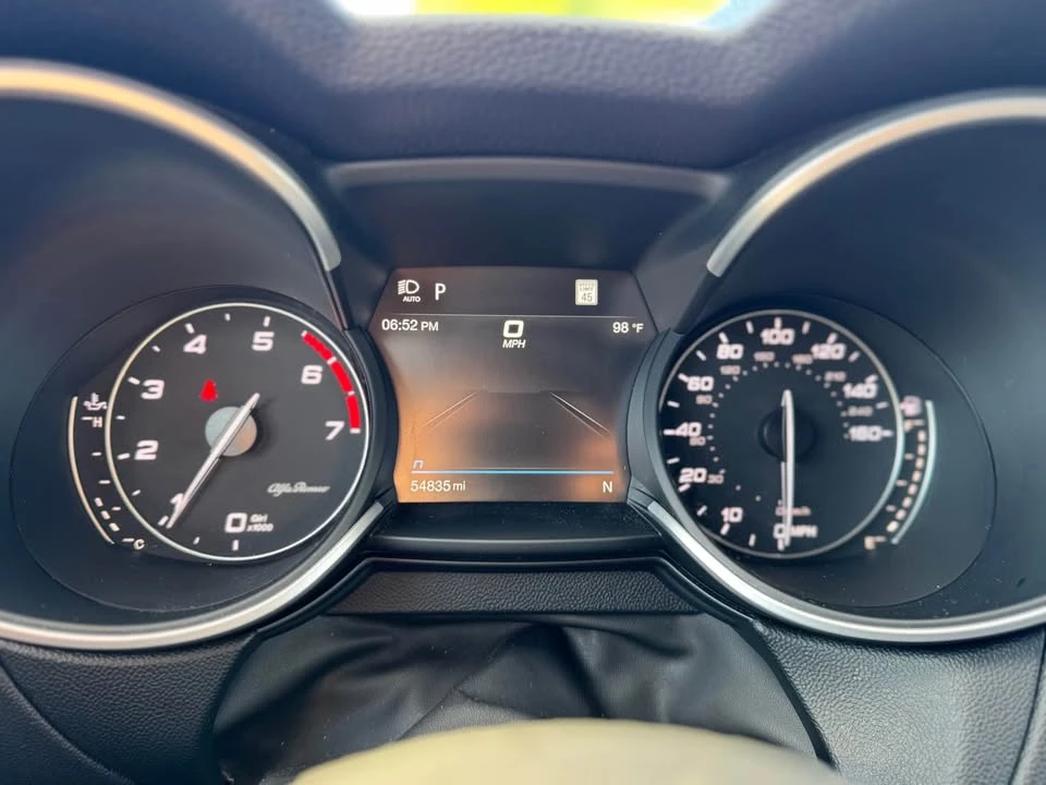 2022 Alfa Romeo Stelvio - Image 7 of 14