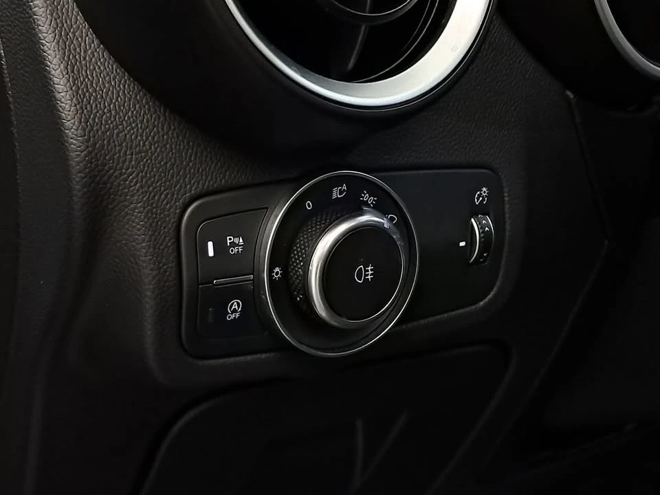 2022 Alfa Romeo Stelvio - Image 12 of 16