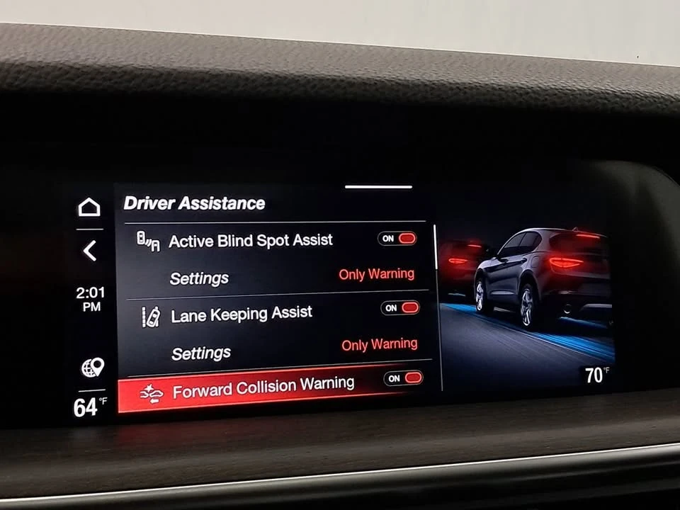 2022 Alfa Romeo Stelvio - Image 16 of 16