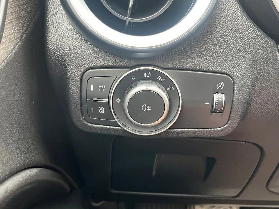 2022 Alfa Romeo Stelvio - Image 10 of 16