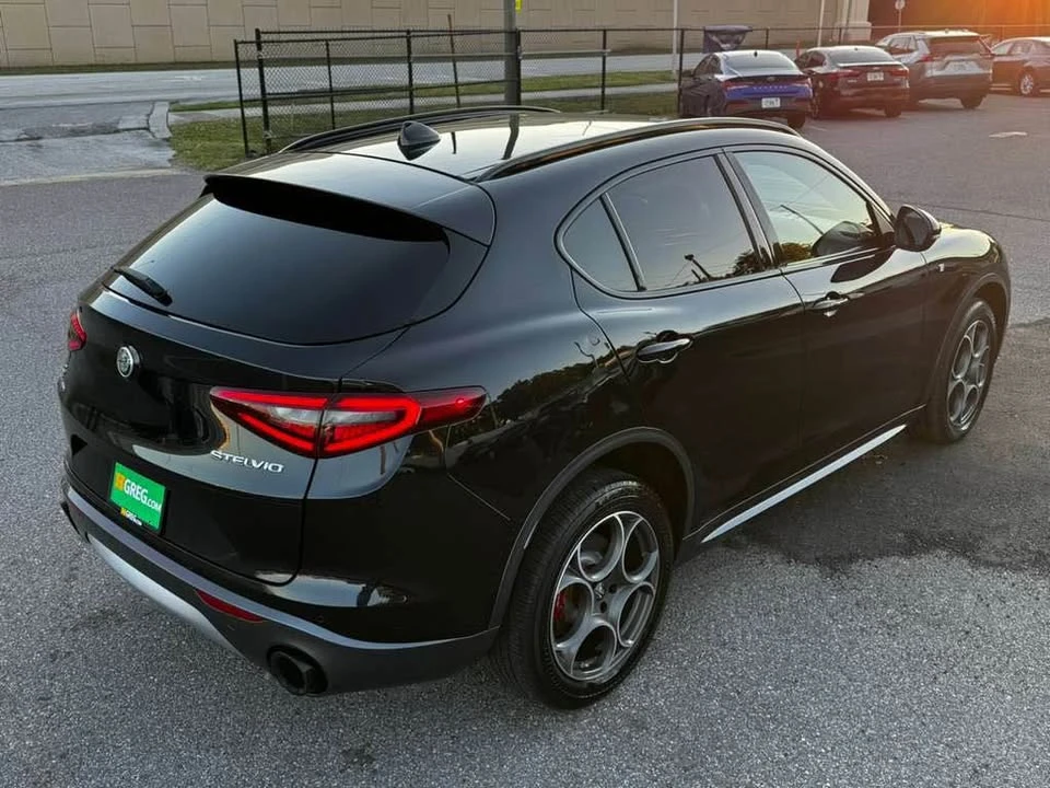 2022 Alfa Romeo Stelvio - Image 4 of 15