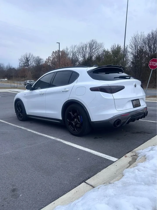 2022 Alfa Romeo Stelvio - Image 7 of 9
