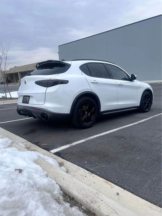2022 Alfa Romeo Stelvio - Image 6 of 9