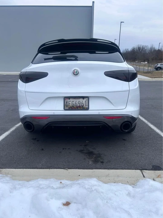2022 Alfa Romeo Stelvio - Image 8 of 9