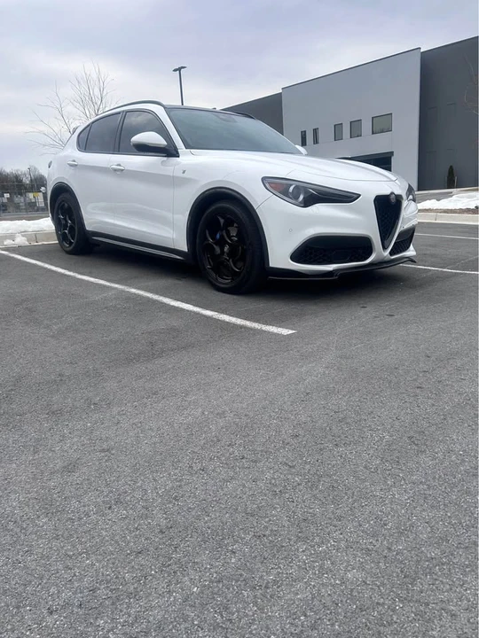 2022 Alfa Romeo Stelvio - Image 4 of 9