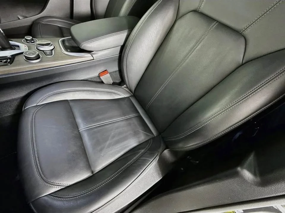 2022 Alfa Romeo Stelvio - Image 11 of 17