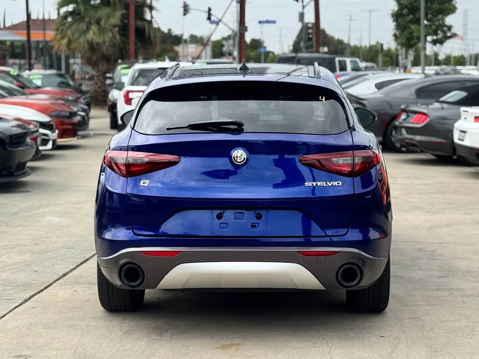2022 Alfa Romeo Stelvio - Image 5 of 14