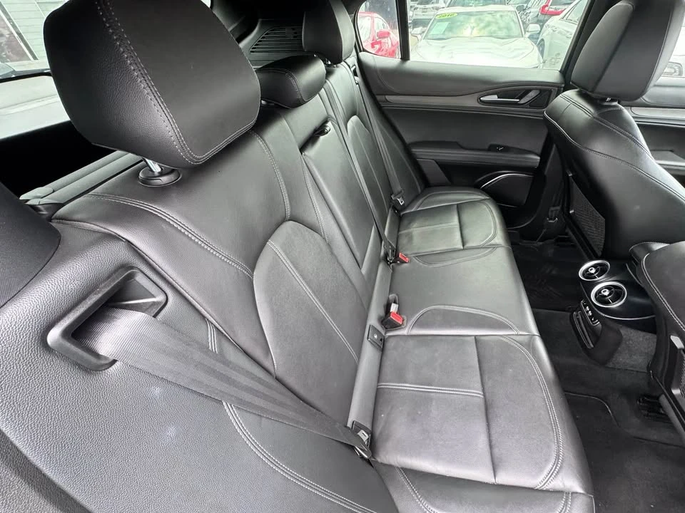 2022 Alfa Romeo Stelvio - Image 14 of 14