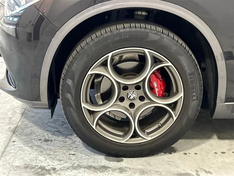 2022 Alfa Romeo Stelvio - Image 8 of 15