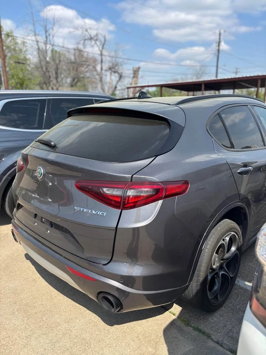 2022 Alfa Romeo Stelvio - Image 3 of 11