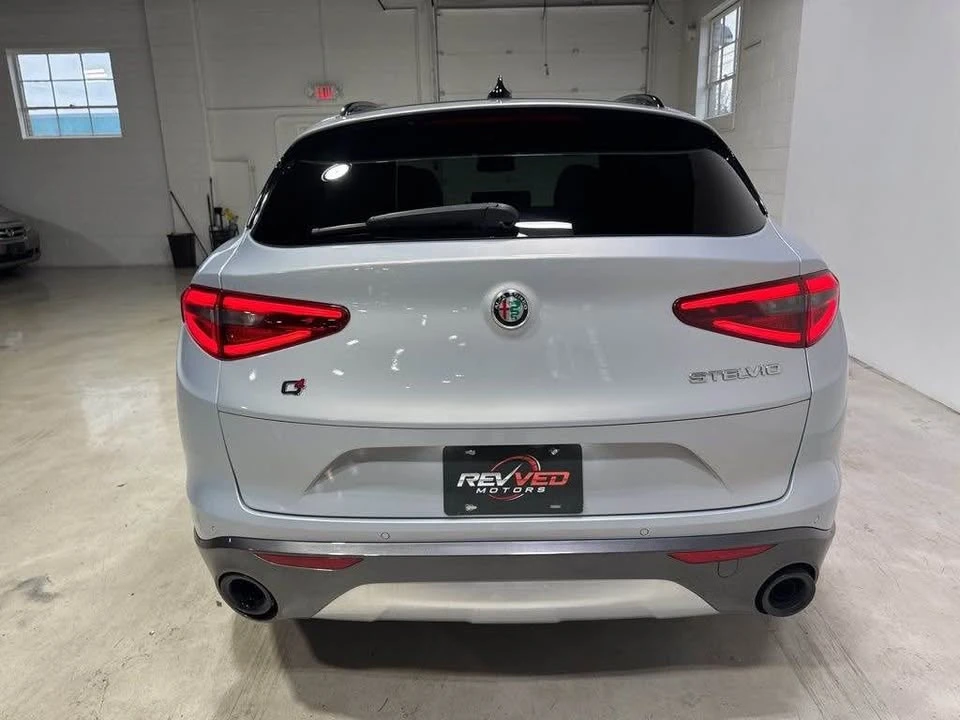 2022 Alfa Romeo Stelvio - Image 4 of 19