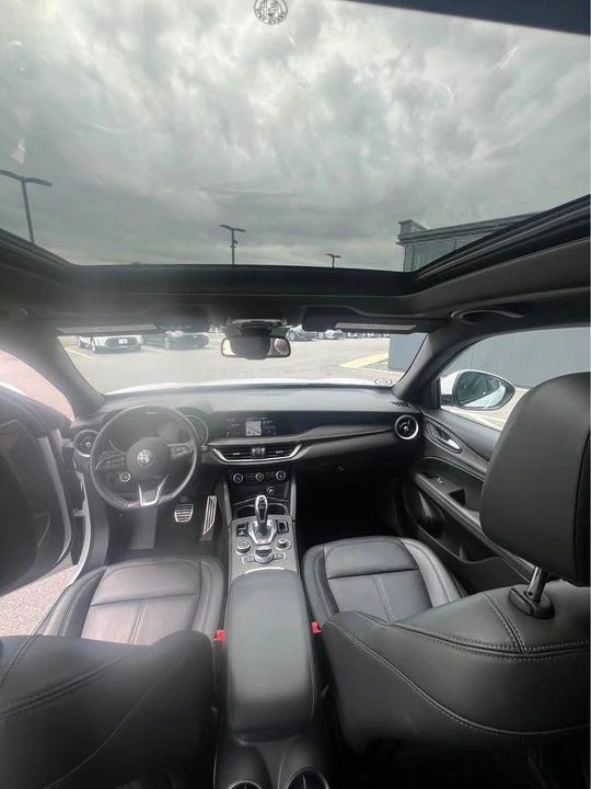 2022 Alfa Romeo Stelvio - Image 12 of 14