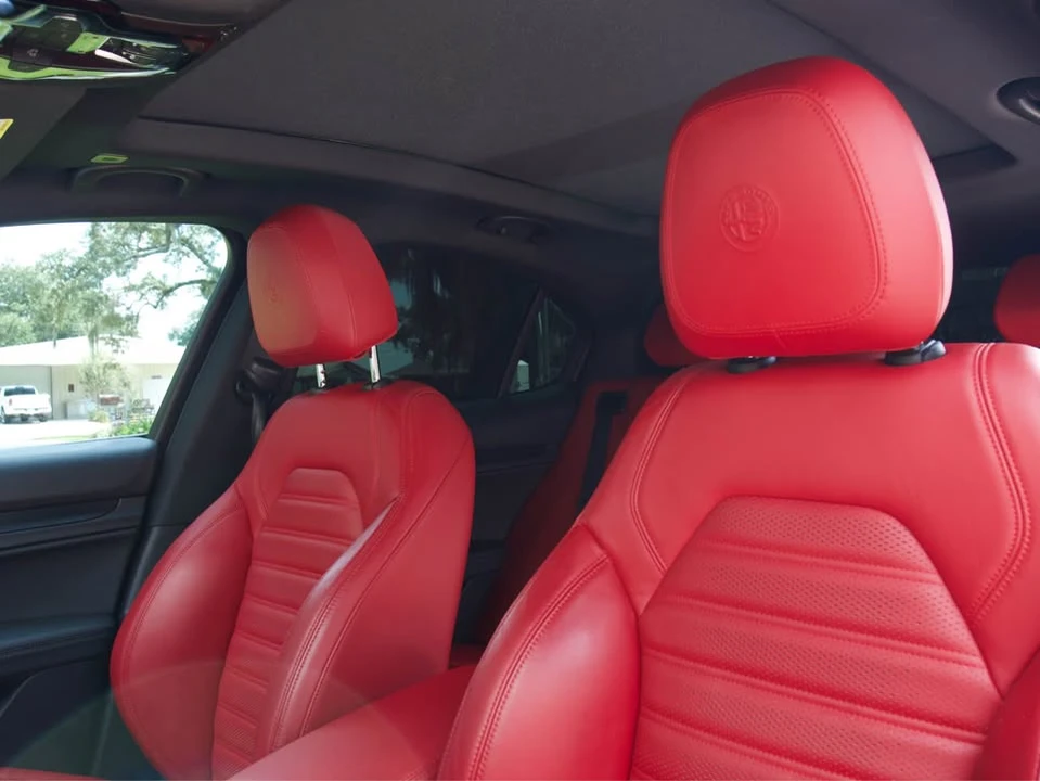 2022 Alfa Romeo Stelvio - Image 4 of 13