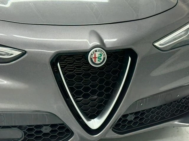 2022 Alfa Romeo Stelvio - Image 12 of 12
