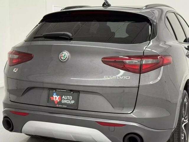 2022 Alfa Romeo Stelvio - Image 13 of 21