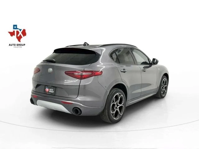 2022 Alfa Romeo Stelvio - Image 9 of 12