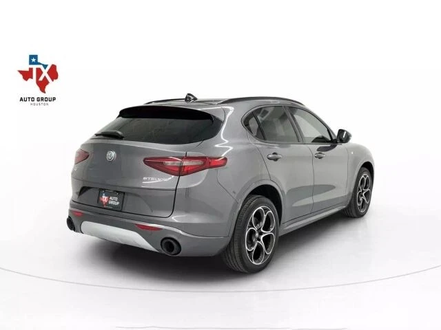2022 Alfa Romeo Stelvio - Image 9 of 21