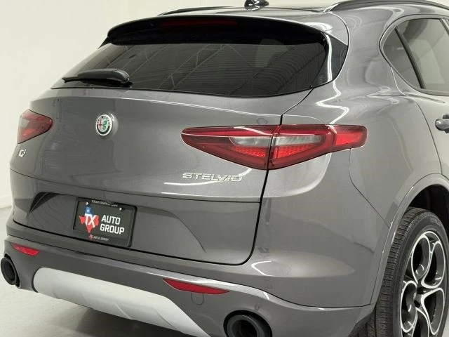 2022 Alfa Romeo Stelvio - Image 14 of 21