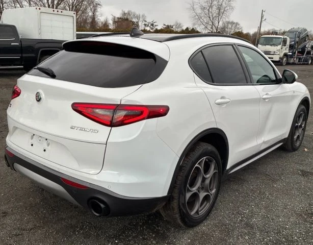 2022 Alfa Romeo Stelvio - Image 3 of 6