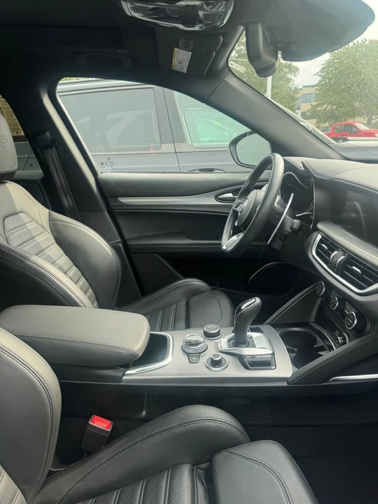 2022 Alfa Romeo Stelvio - Image 6 of 6
