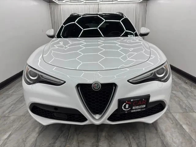 2022 Alfa Romeo Stelvio - Image 2 of 12