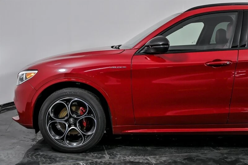 2022 Alfa Romeo Stelvio - Image 6 of 21