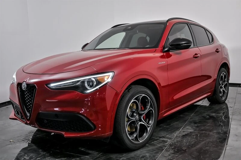 2022 Alfa Romeo Stelvio - Image 5 of 21