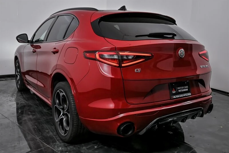 2022 Alfa Romeo Stelvio - Image 8 of 21