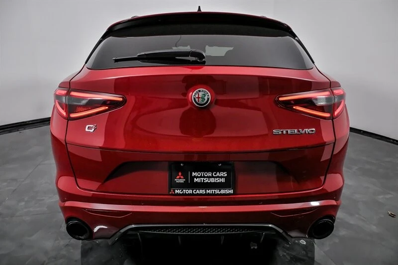 2022 Alfa Romeo Stelvio - Image 9 of 21
