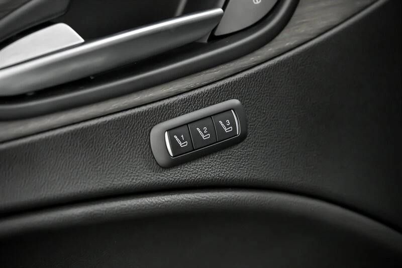 2022 Alfa Romeo Stelvio - Image 18 of 21