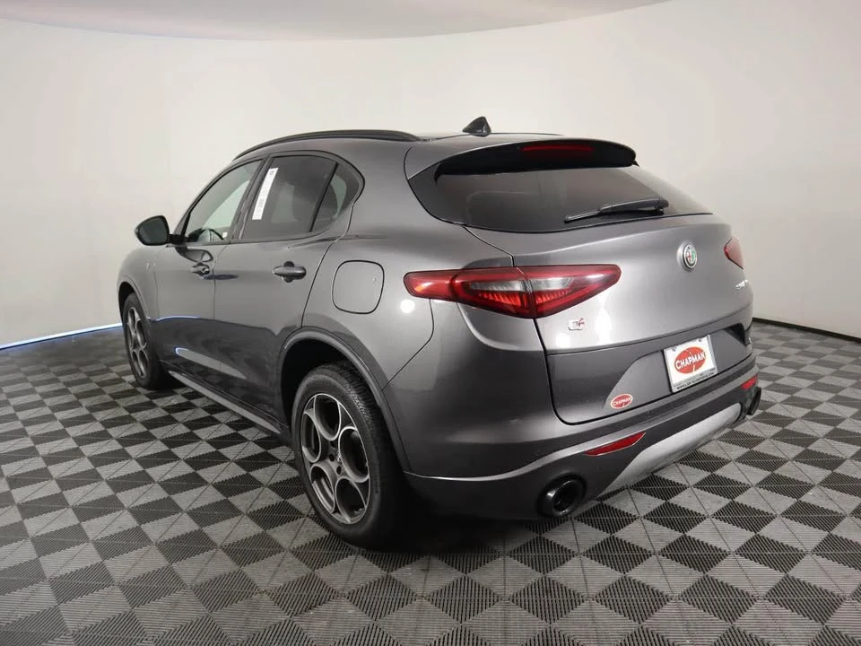 2022 Alfa Romeo Stelvio - Image 4 of 15