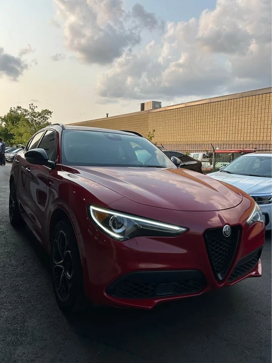 2022 Alfa Romeo Stelvio - Image 2 of 6