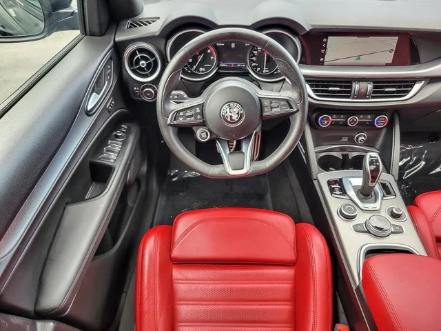 2022 Alfa Romeo Stelvio - Image 12 of 20