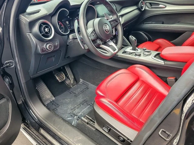 2022 Alfa Romeo Stelvio - Image 10 of 20