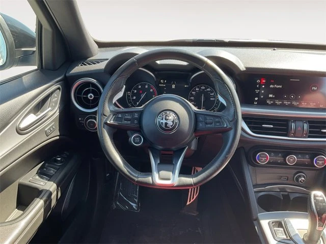 2022 Alfa Romeo Stelvio - Image 16 of 20