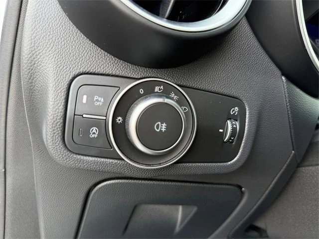 2022 Alfa Romeo Stelvio - Image 8 of 14