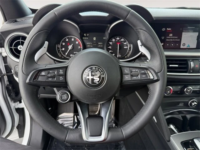 2022 Alfa Romeo Stelvio - Image 10 of 14
