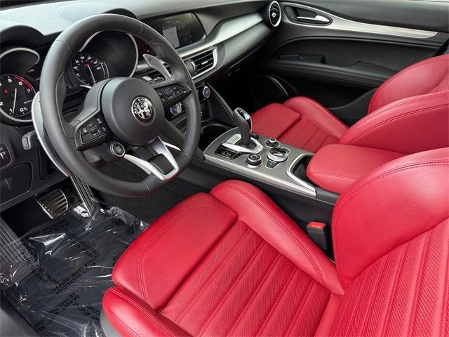 2022 Alfa Romeo Stelvio - Image 9 of 14