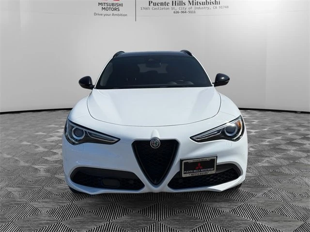 2022 Alfa Romeo Stelvio - Image 2 of 20