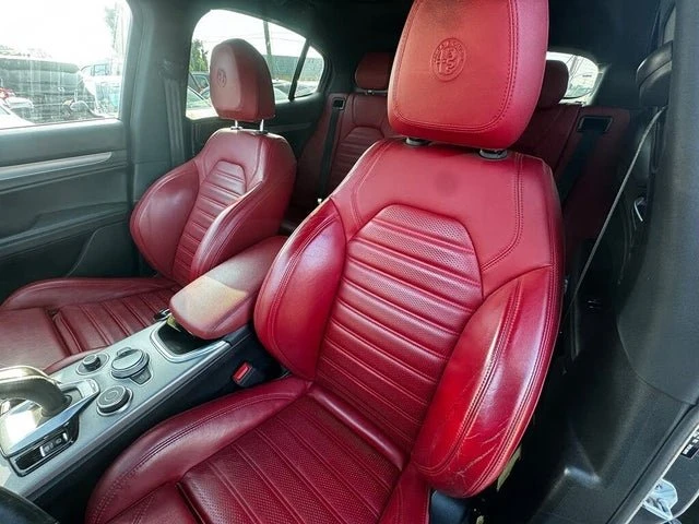 2022 Alfa Romeo Stelvio - Image 9 of 20
