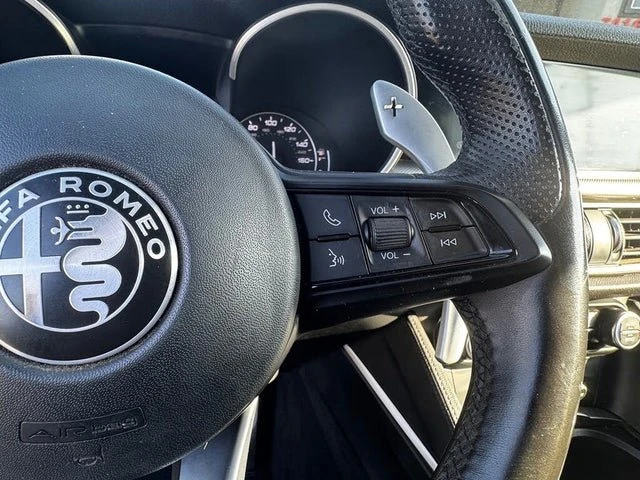2022 Alfa Romeo Stelvio - Image 12 of 20