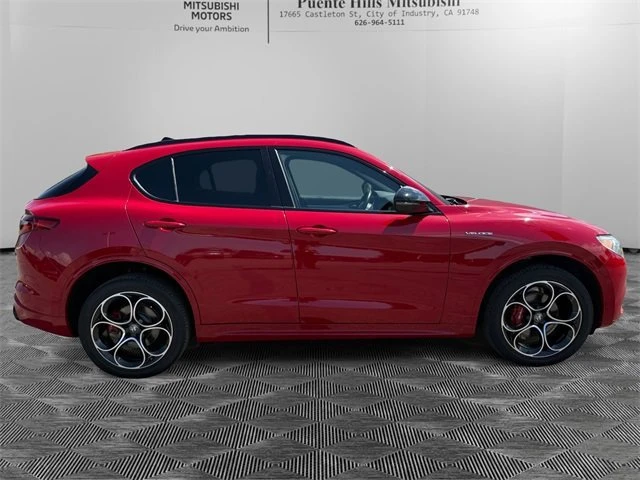 2022 Alfa Romeo Stelvio - Image 4 of 20